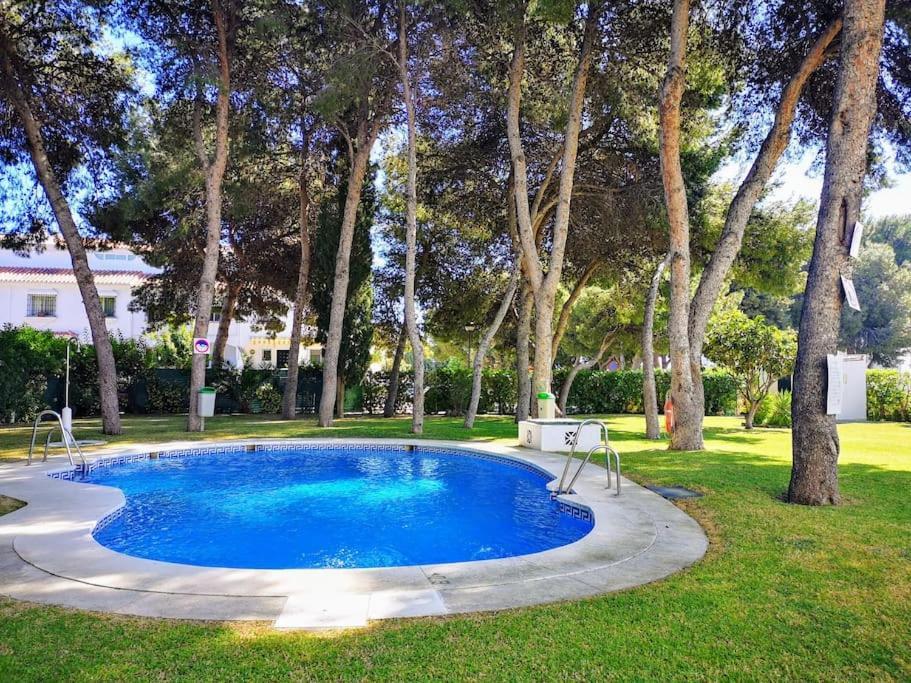 ¡Nuevo! Zona Tranquila Cerca De La Playa De La Carihuela Apartment Torremolinos Exterior foto